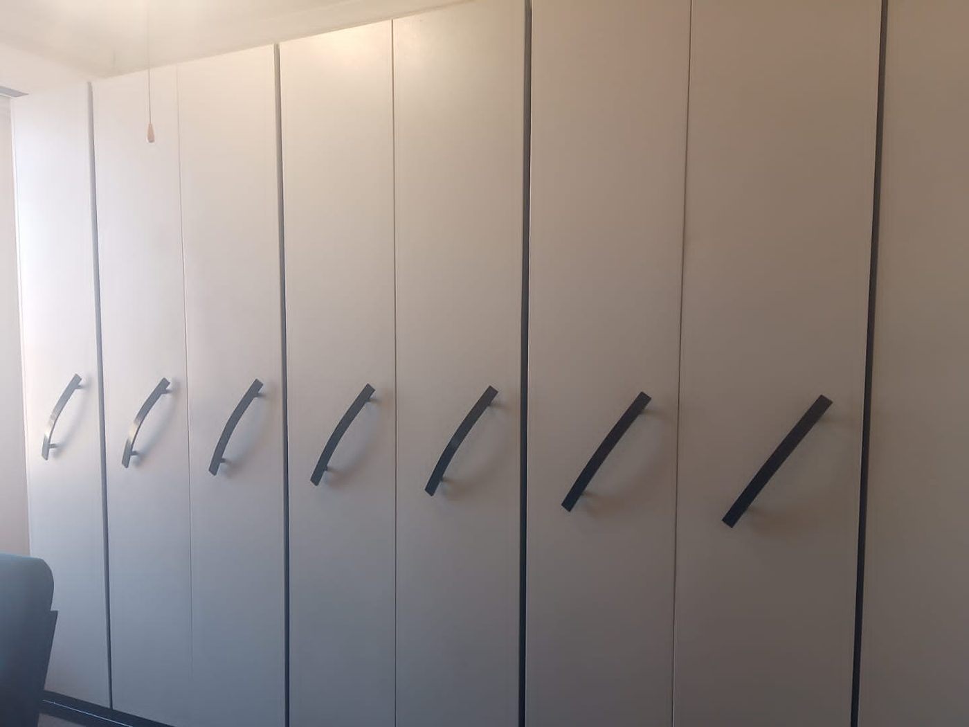 Mobile shelving installation